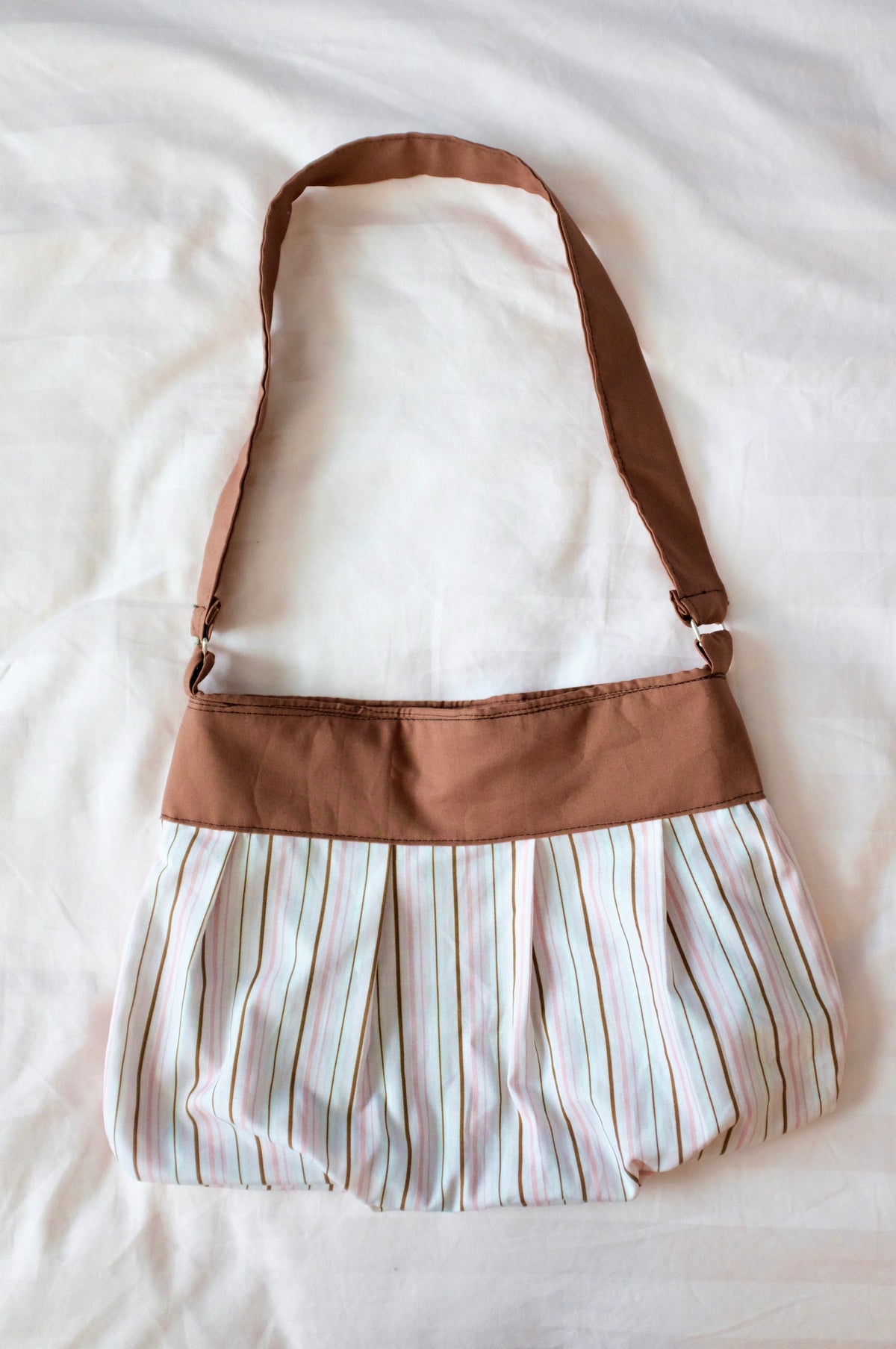neapolitan ruffle purse
