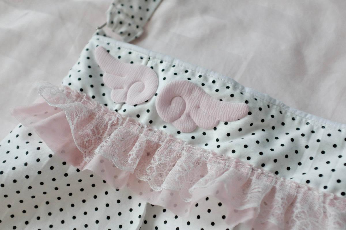 ballerina ruffle purse