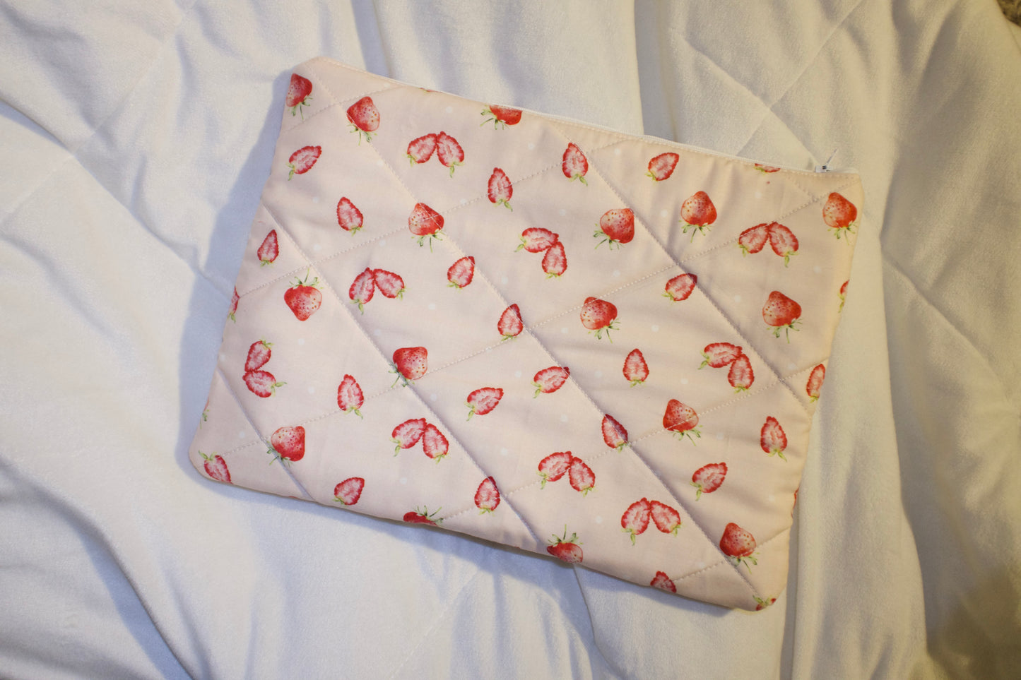 berry cute quilted laptop sleeve