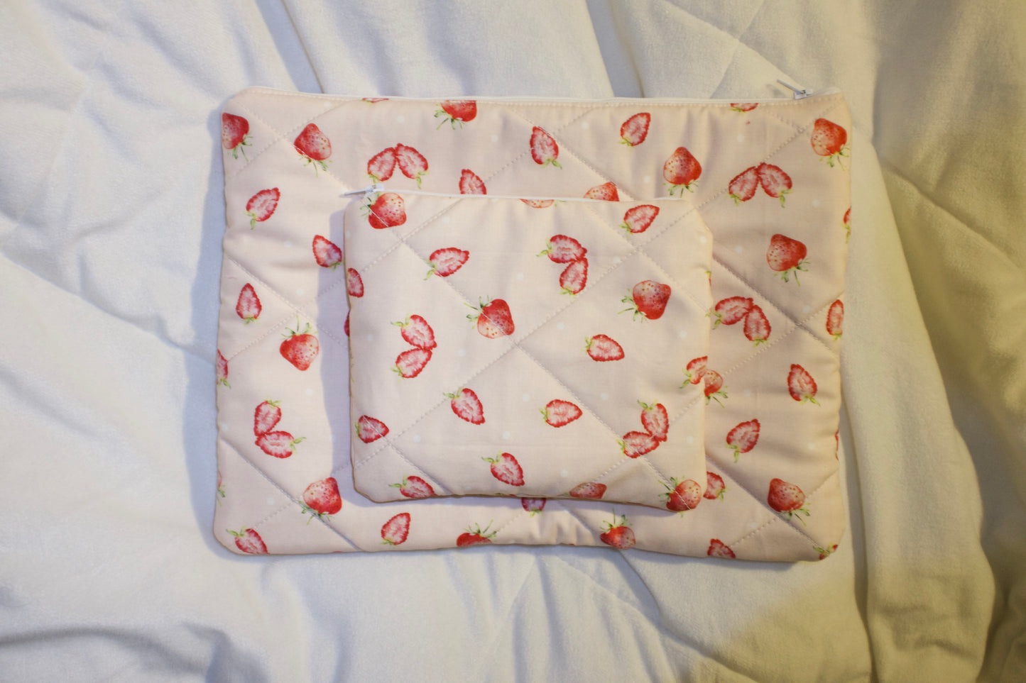 berry cute quilted laptop sleeve