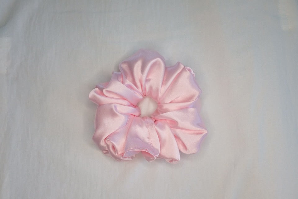 silk scrunchies