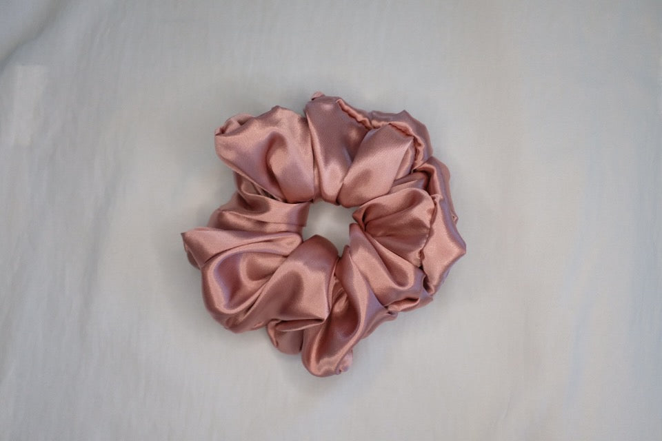 silk scrunchies