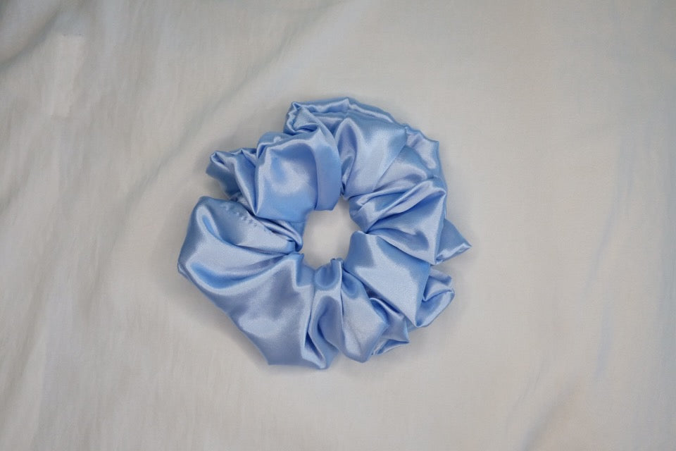 silk scrunchies