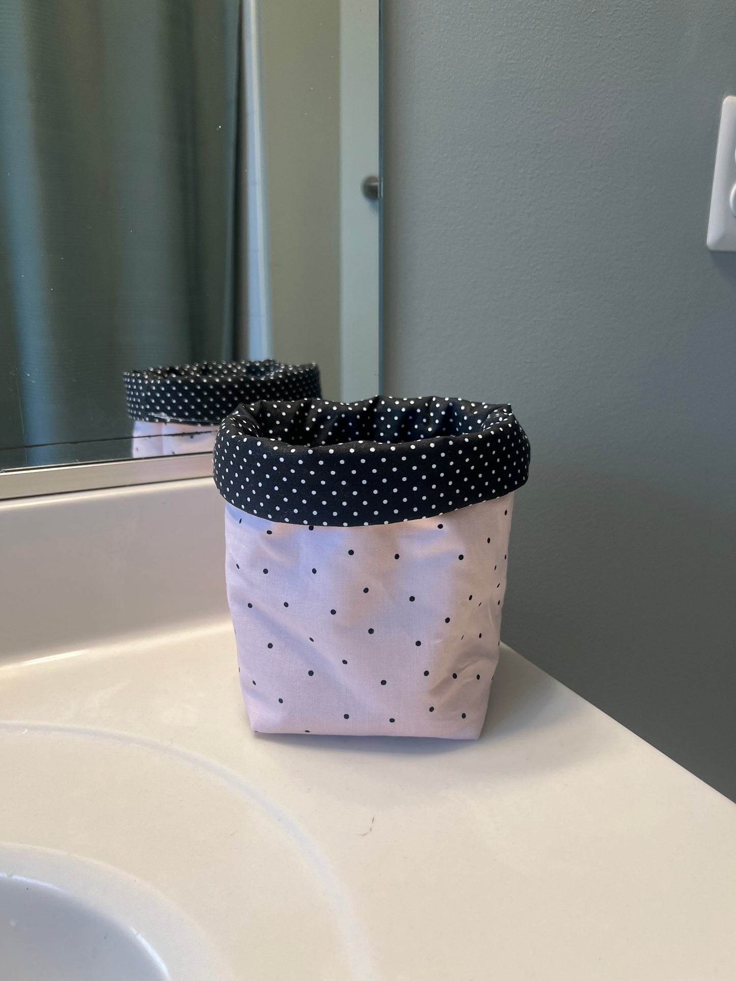 reversible pink polka organizer