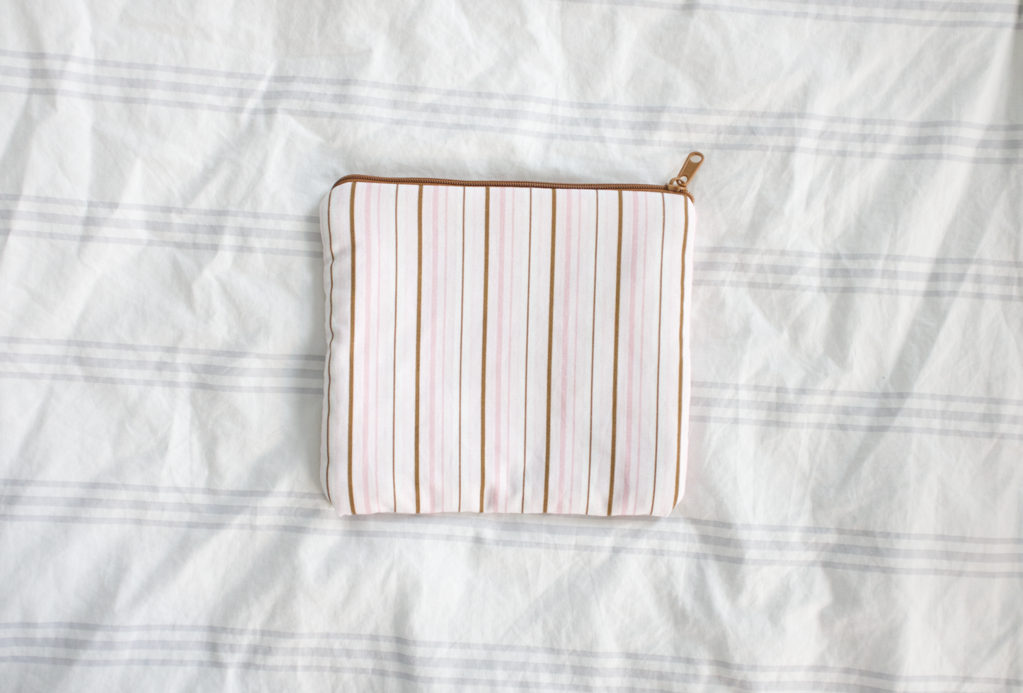 neapolitan essentials pouch